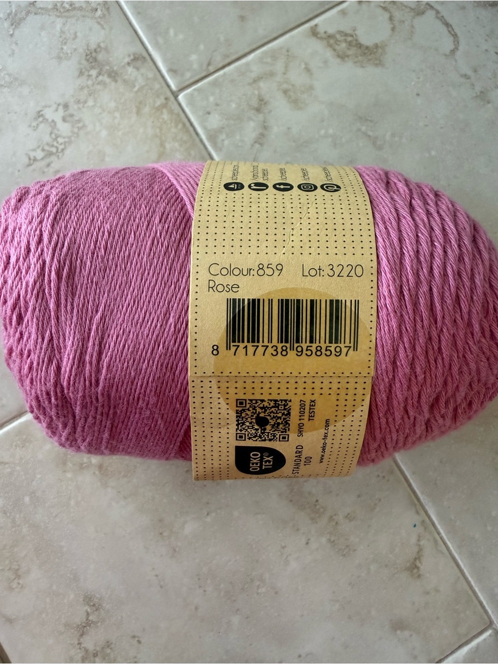 Scheepjes Whirlette Soft Pink Cotton/Acrylic Blend Yarn Rose - Picture 3 of 8